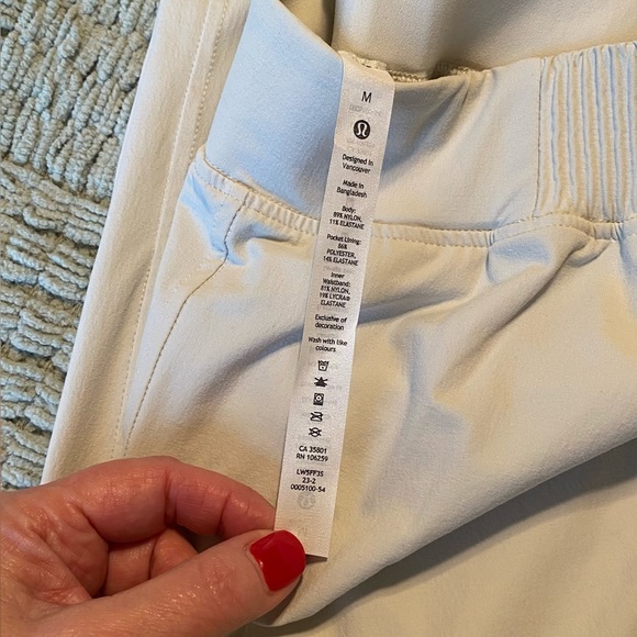 Lululemon Ecru Wide Leg Joggers Size M - Picture 3 of 8